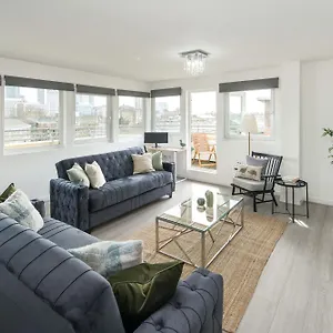 Canarywharf By Sleepy Apartment London
